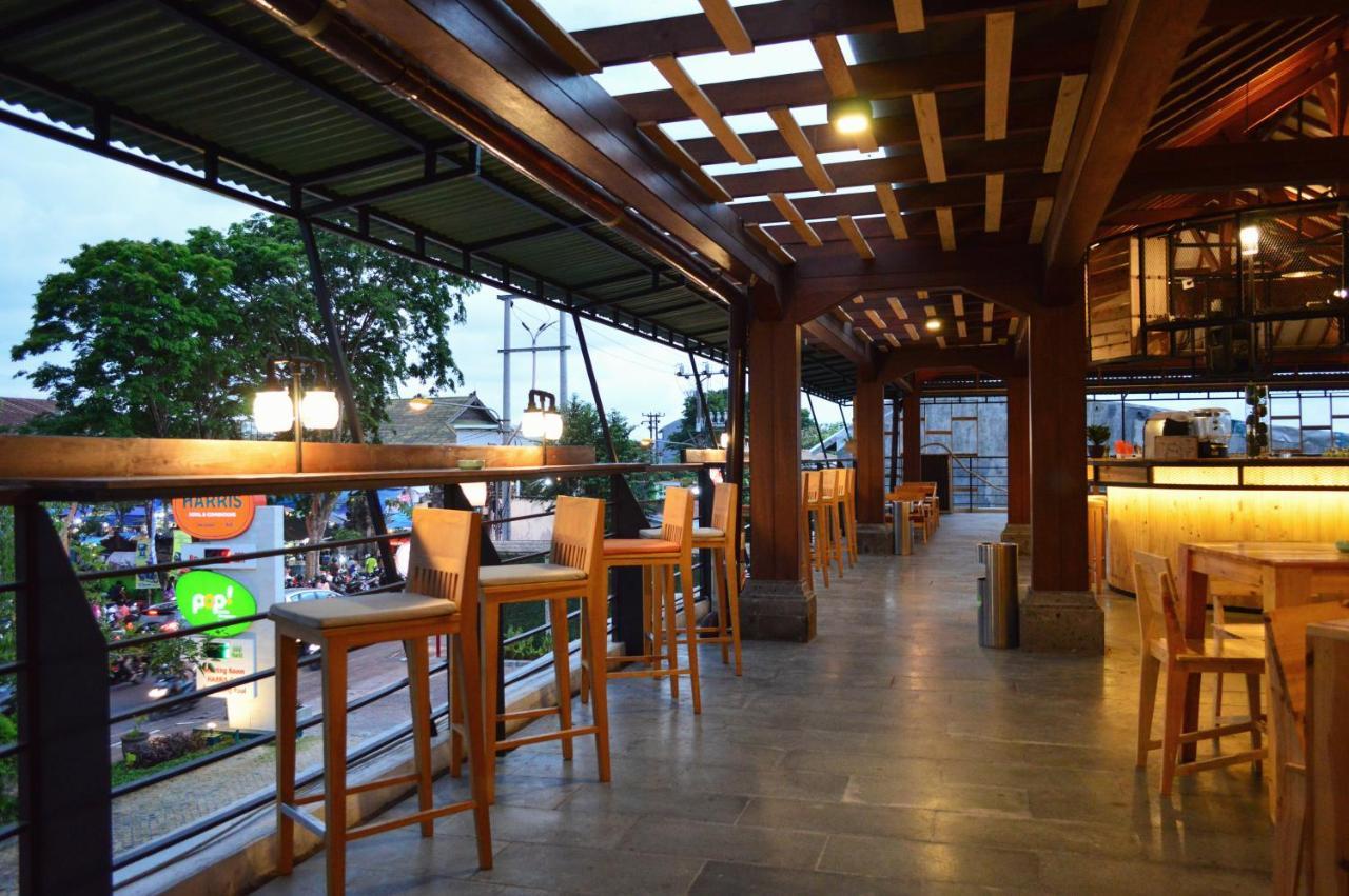 Harris Hotel And Conventions Denpasar Esterno foto