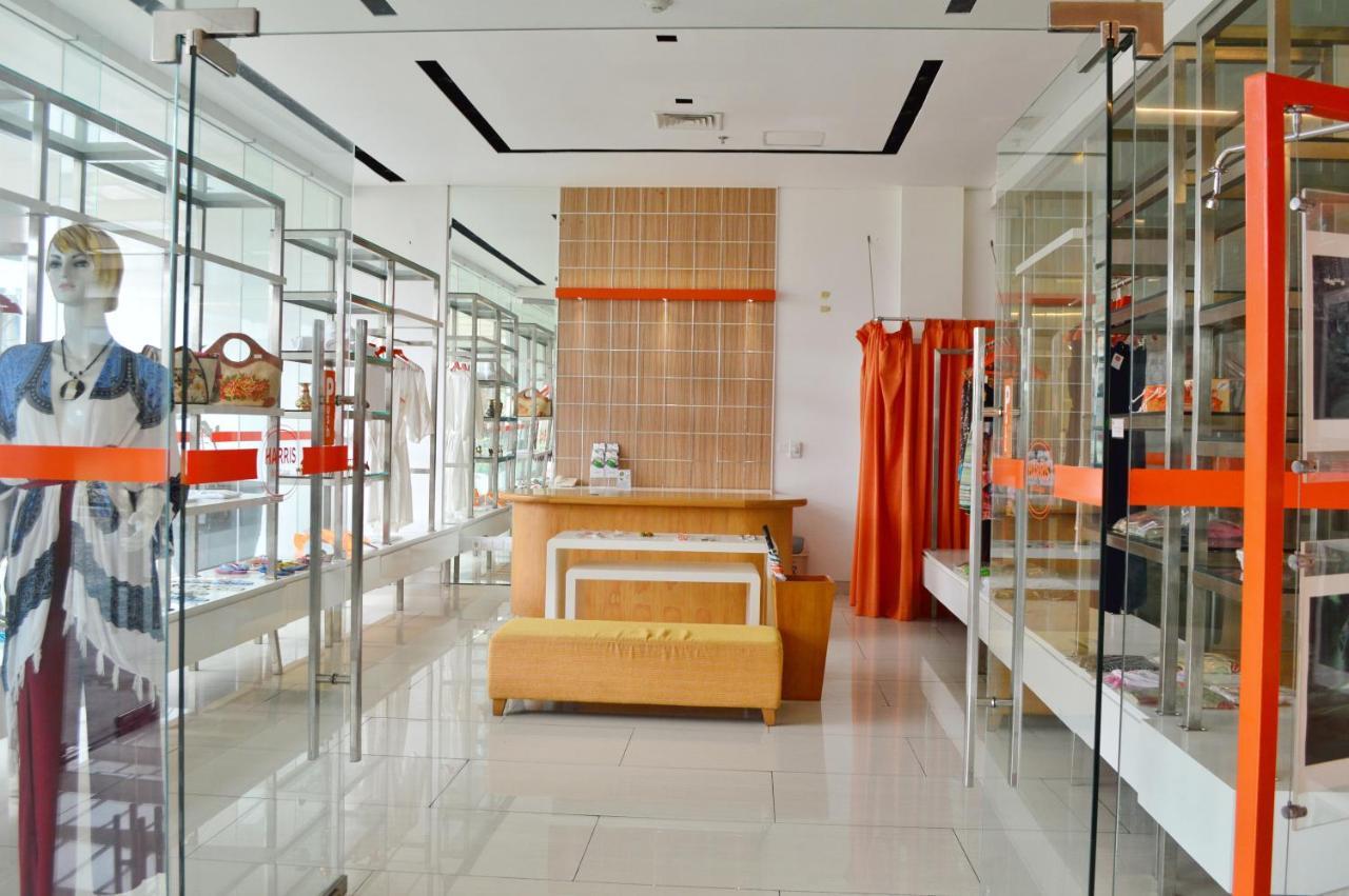 Harris Hotel And Conventions Denpasar Esterno foto
